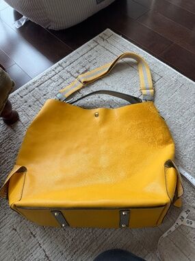 Dimoni yellow leather bag
